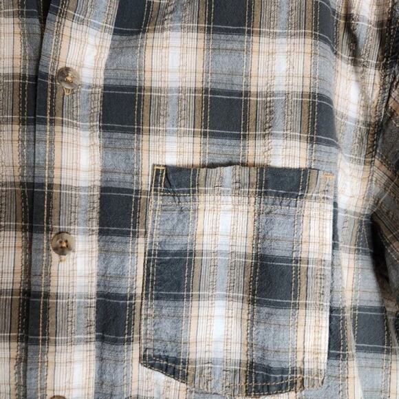 Red Head Men’s L Plaid Short Sleeve Button Up Shirt Blue Gray Outdoor EUC - Picture 3 of 9